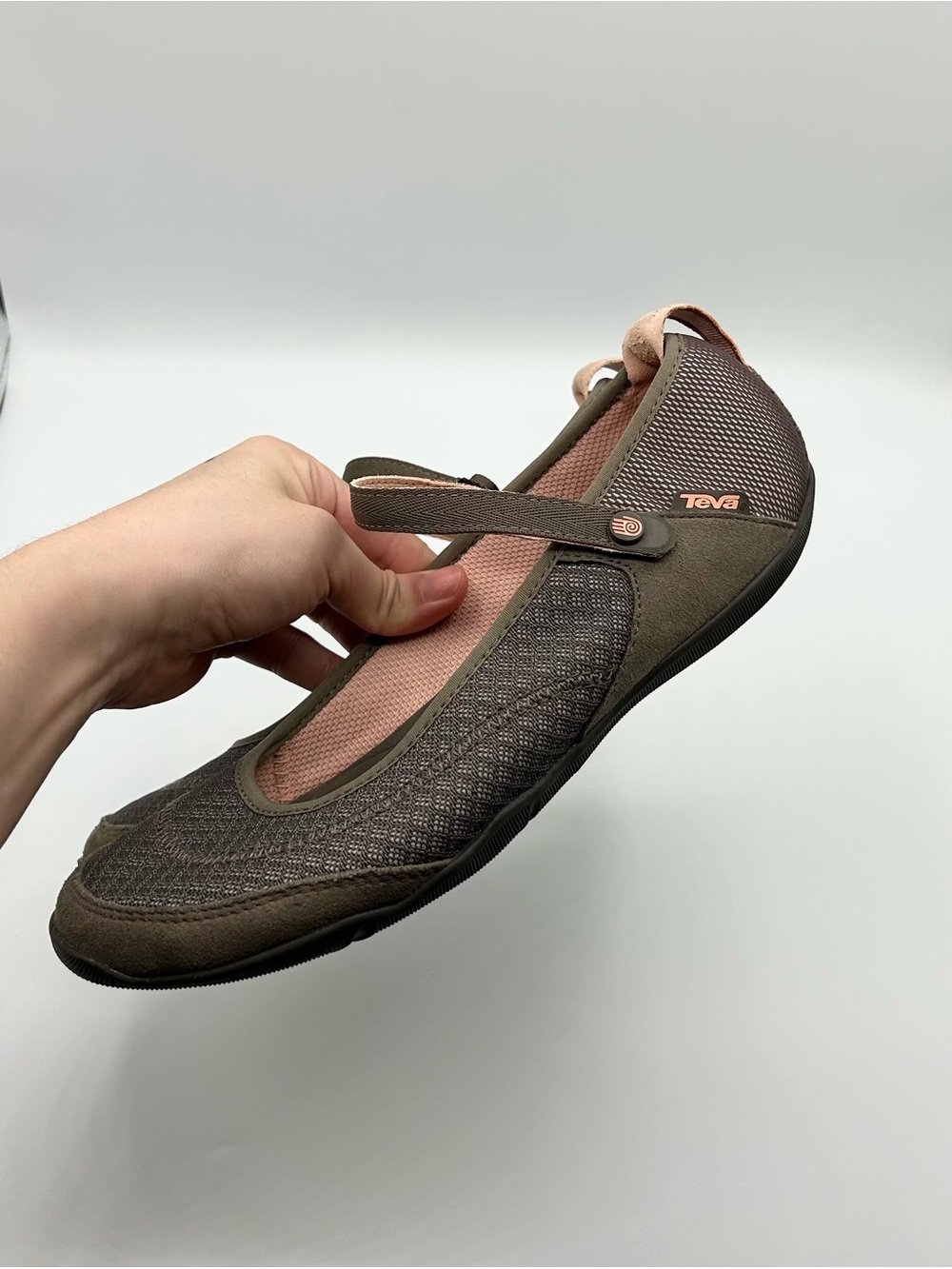 Teva Grey Pink Slip On Sandal Outdoor Activewear Women’s Size 8 - Picture 4 of 8